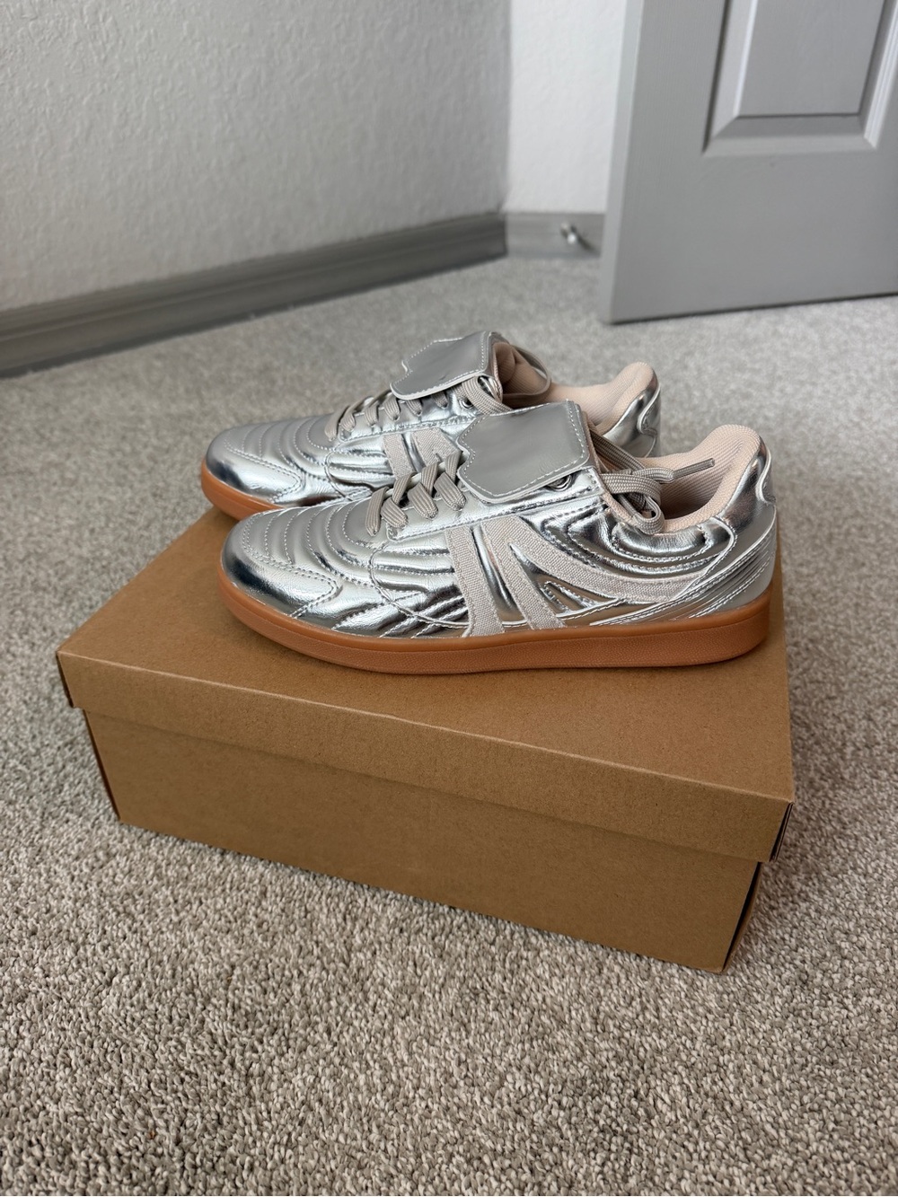 Steve Madden Madrid Sneakers